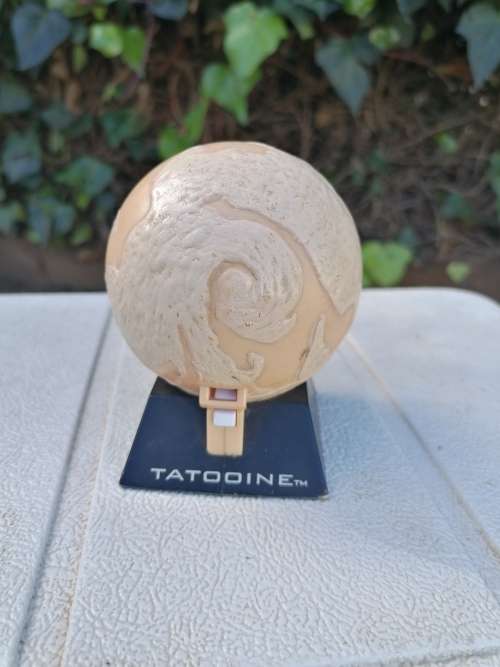 Star Wars Action Planet Globe Tatooine Darth Maul vs Qui-Gon Jinn Desert Duel