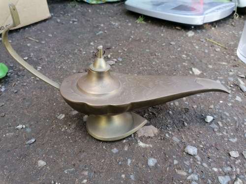 Aladdin oil Lamp