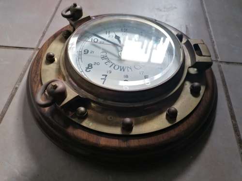 Porthole Style Capetown Castle Wall Clock Quartz working condition