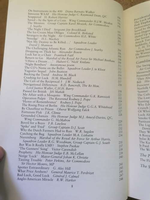Out of the Blue: Role of Luck in Air Warfare, 1917-66 Lucas, Laddie