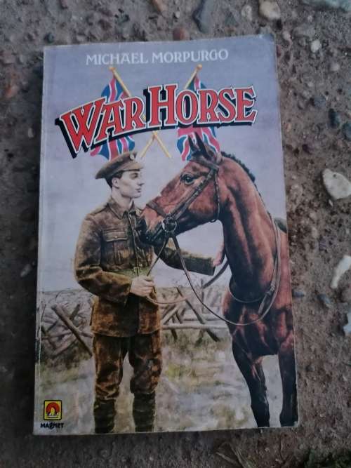 War Horse (A Magnet book) by Michael Morpurgo