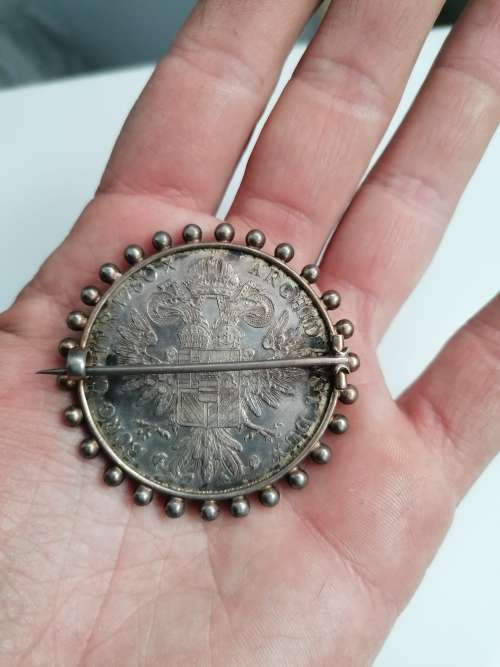 Austrian Maria Theresia Sterling Silver Coin Medalion brooch dated 1780