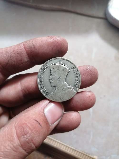 new zealand one florin 1933 silver. 500