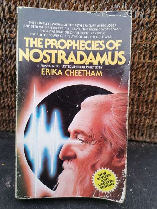 The prophecies of nostradamus by erika cheetham