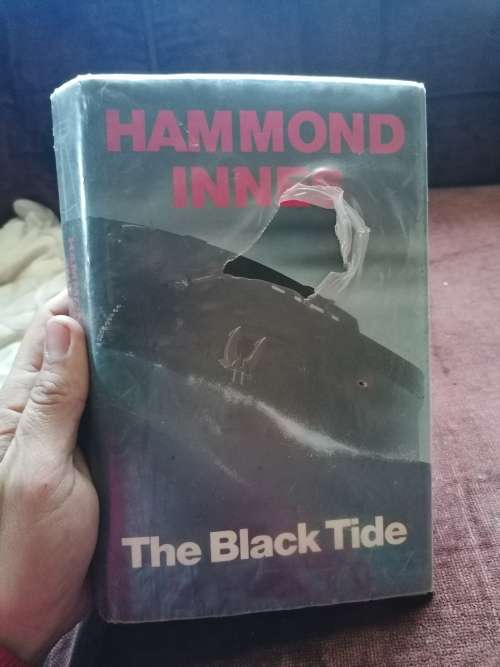 The Black Tide - Hammond Innes