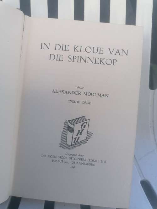 In die Kloue van die Spinnekop - Alexander Moolman 1948