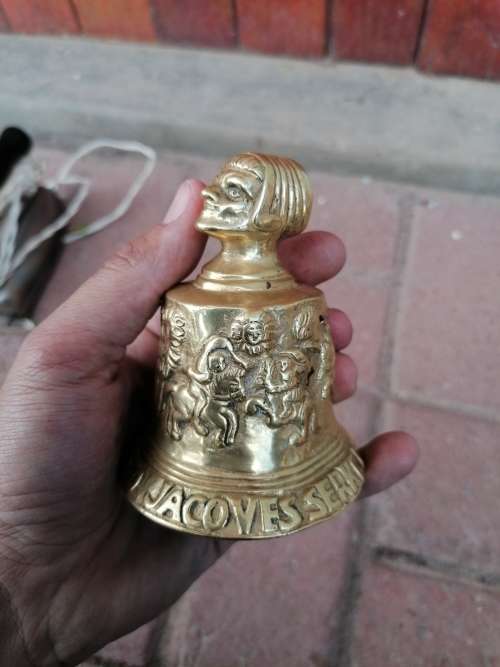 jacoves serke heft michecotena 1570 solid brass bell
