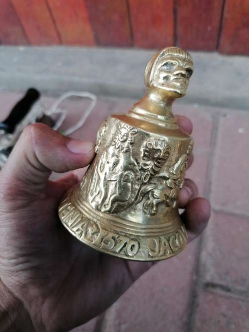 jacoves serke heft michecotena 1570 solid brass bell