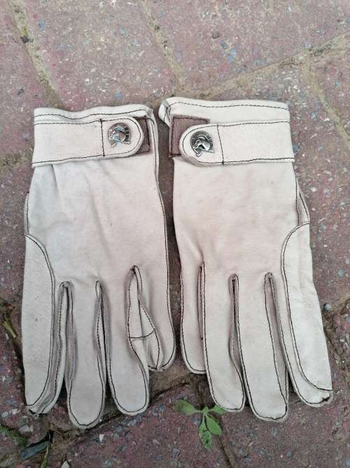 Horse riding gloves