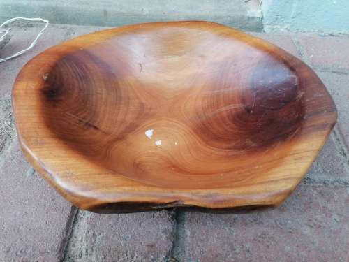 Solid wood bowl