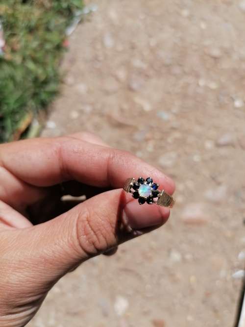 Stunning vintage Natural Opal & Blue Sapphire 9K Solid gold