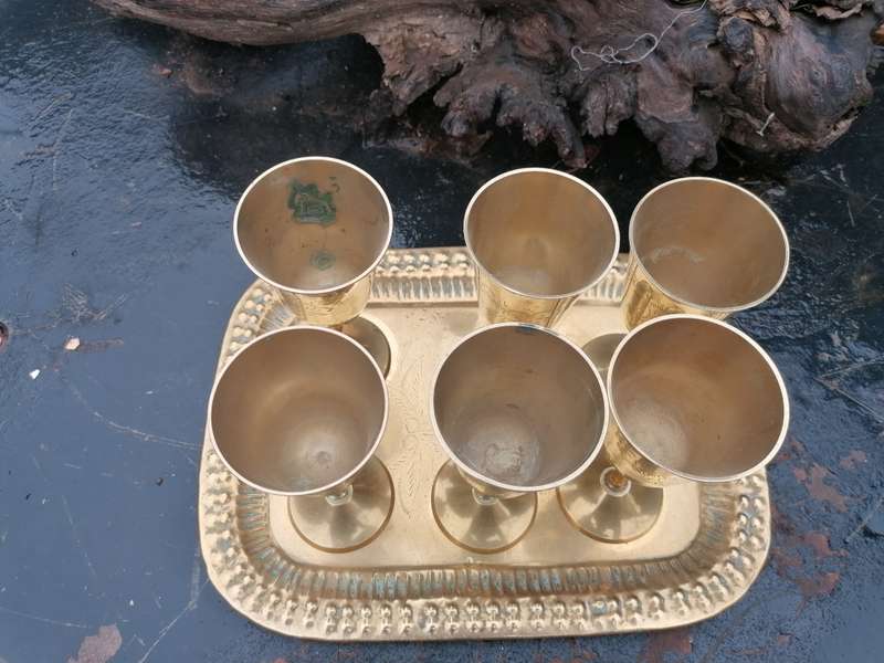 Lovely vintage 6 brass cups with tray