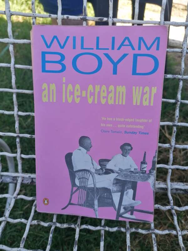An ice cream war by William boyd