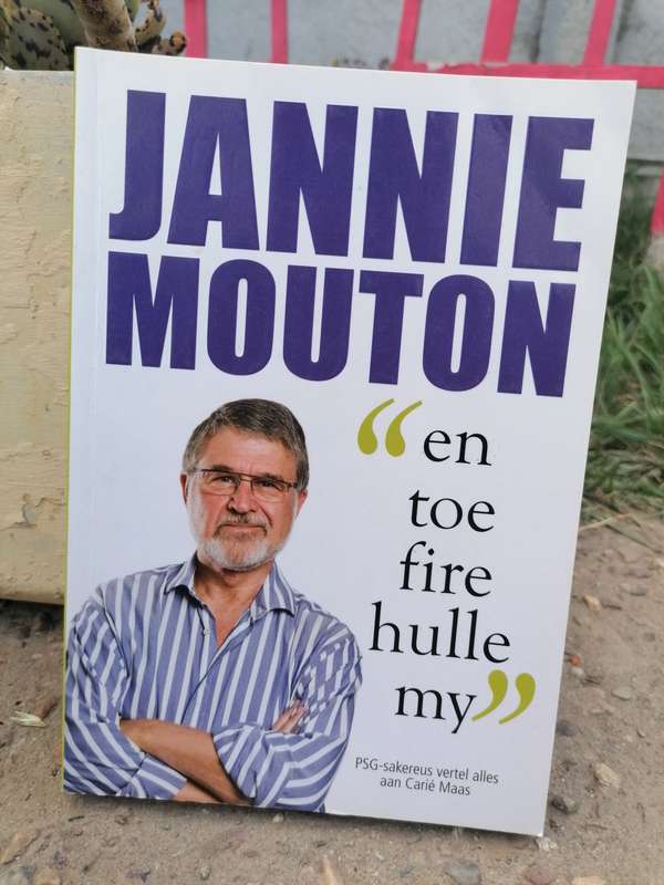 En toe fire hulle my/Jannie Mouton