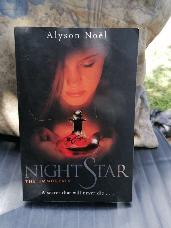 NIGHT STAR THE IMMORTALS BY ALYSON NOEL