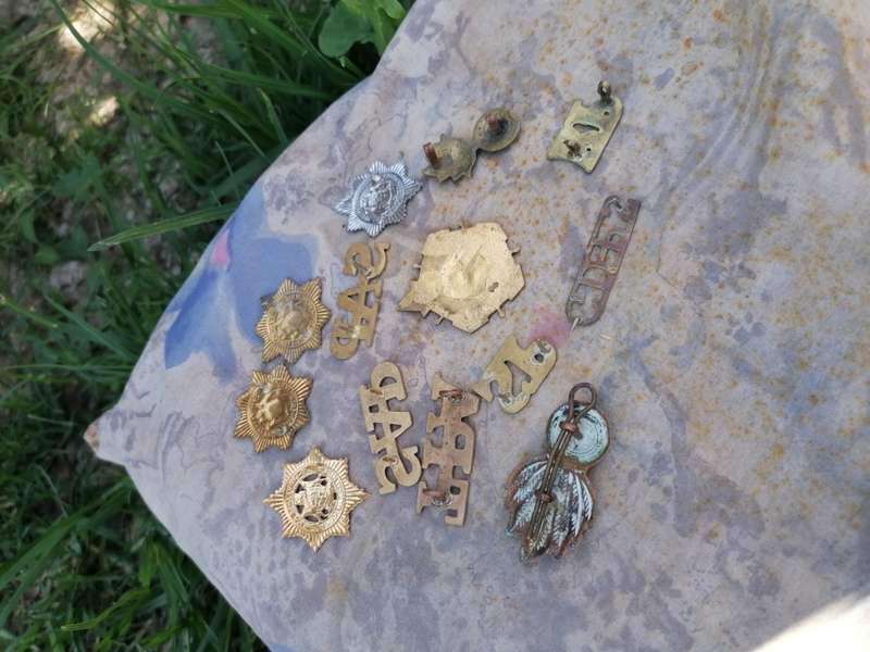 Mix lot badges