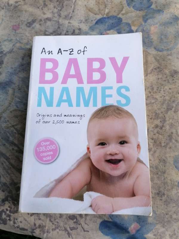 An A-Z BABY NAMES BOOK
