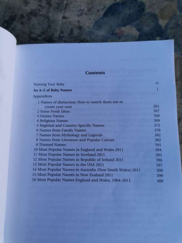 An A-Z BABY NAMES BOOK