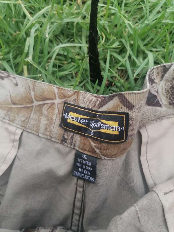 Good condition Camo Cargo Hunting Pants xxl