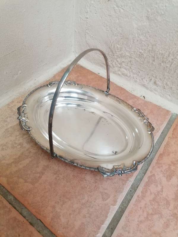 Silverplated TRAY with handle