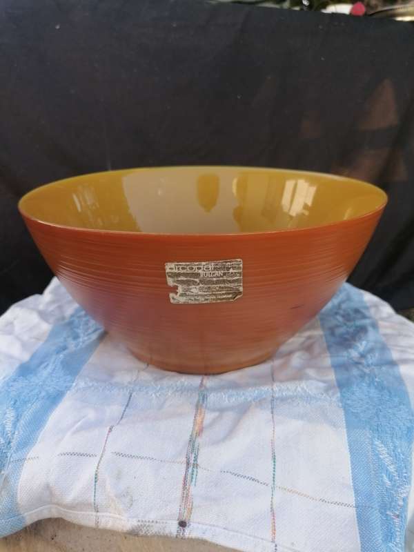 Vintage arcopal volcan bowl.