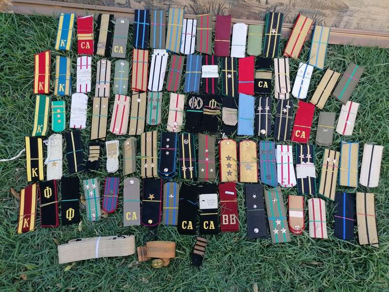 Huge collection of vintage Soviet military, navy & airforce items