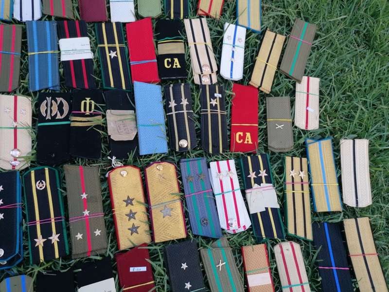 Huge collection of vintage Soviet military, navy & airforce items