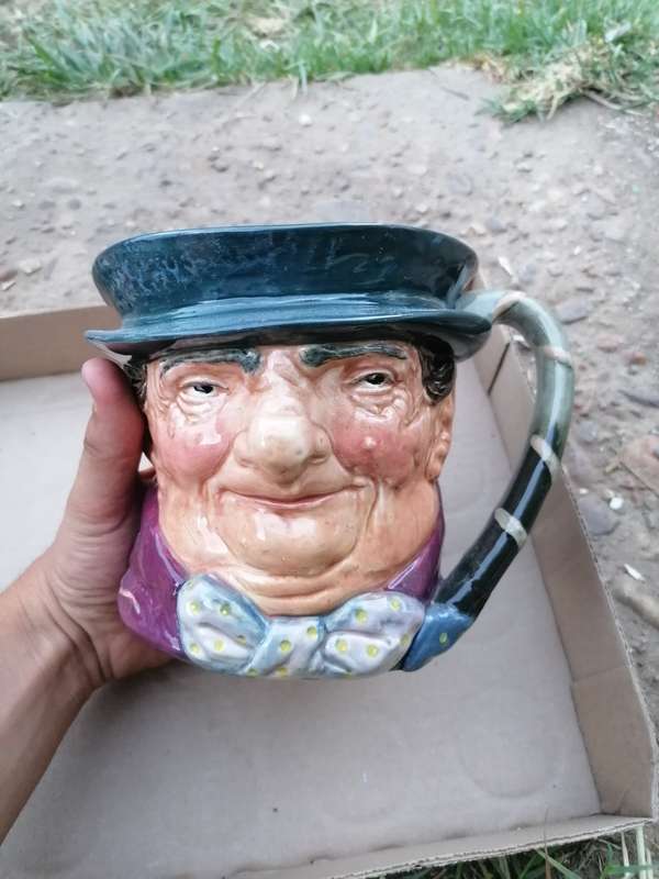 Royal Doulton - Very Large Toby Jug - Tony Weller