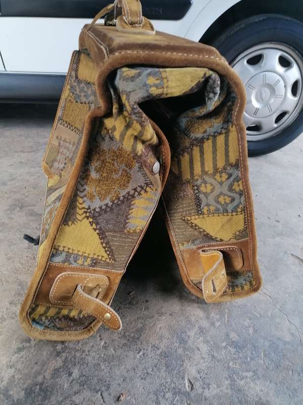 Vtg The French company Patchwork Tapestry and Suede Leather Suitcase luggage