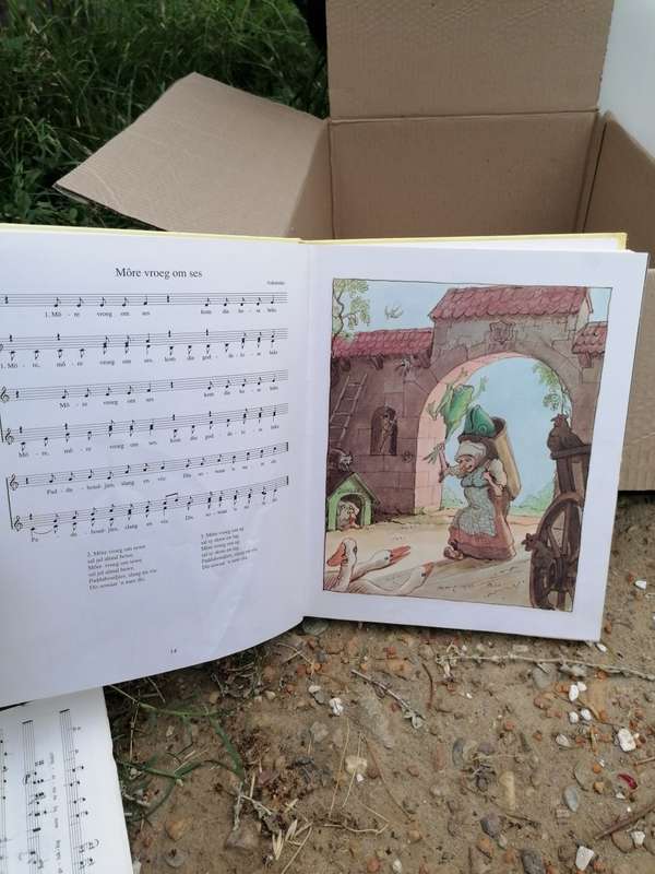 DIE GROOT SANGBOEK