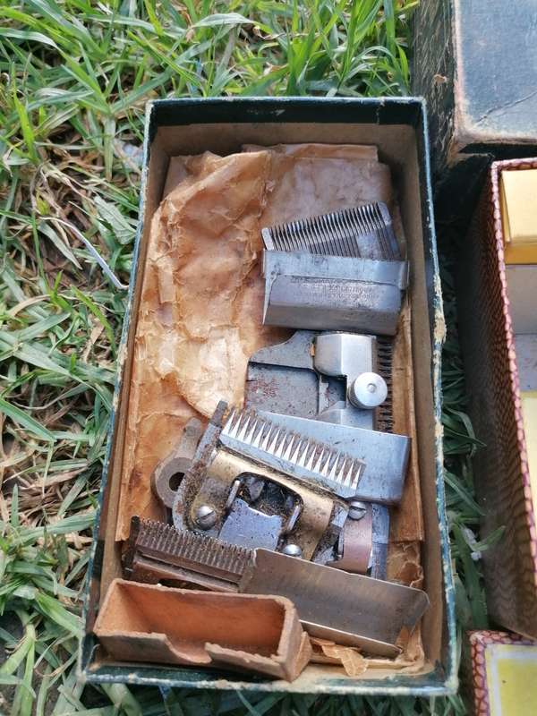 Very old shaver collection with lots of spares