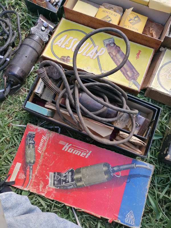 Very old shaver collection with lots of spares