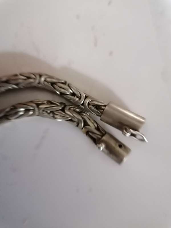 Stunning 53cm sterling silver necklace from bali
