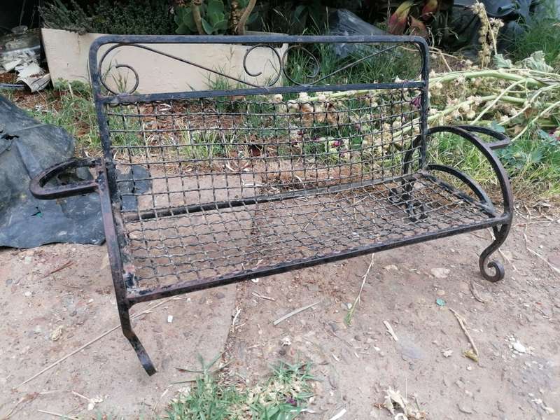 Super cute vintage children bench   71cm x 32cm x 37cm