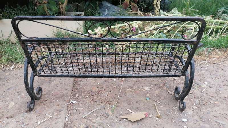 Super cute vintage children bench   71cm x 32cm x 37cm