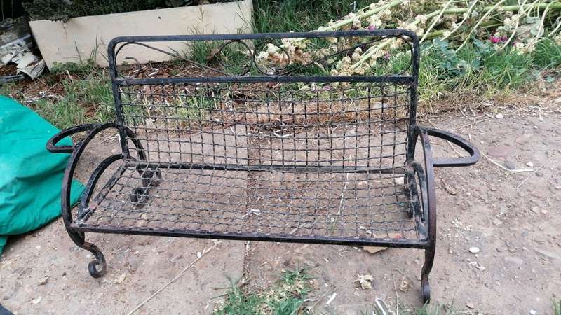 Super cute vintage children bench   71cm x 32cm x 37cm