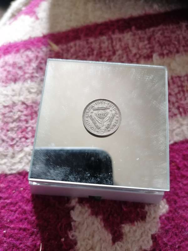 South African 1951 silver 3 Pence.