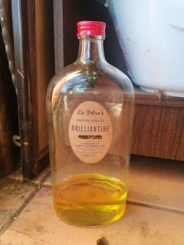 Vintage La Pebra`s  SALOON QUALITY  BRILLIANTINE with some content