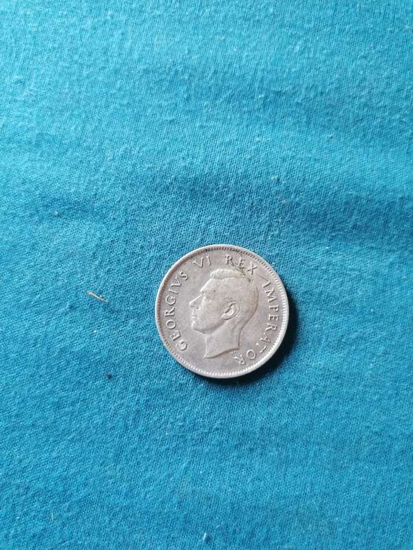 Silver 1941 2 shillings south africa.