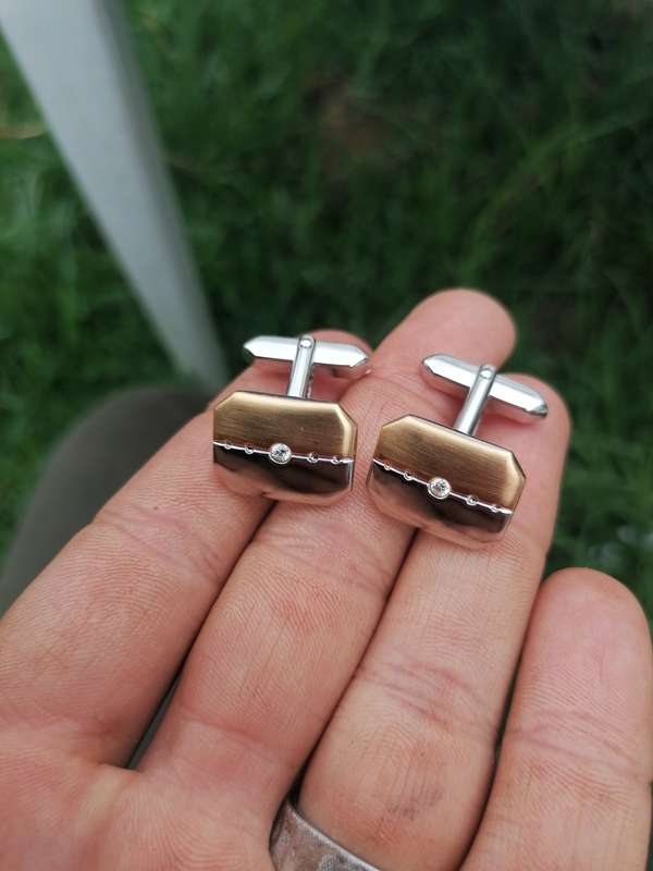 Stunning pair of cufflinks marked 925.