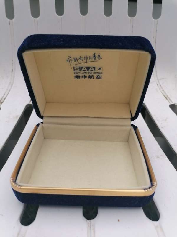 SAA cufflinks set in box