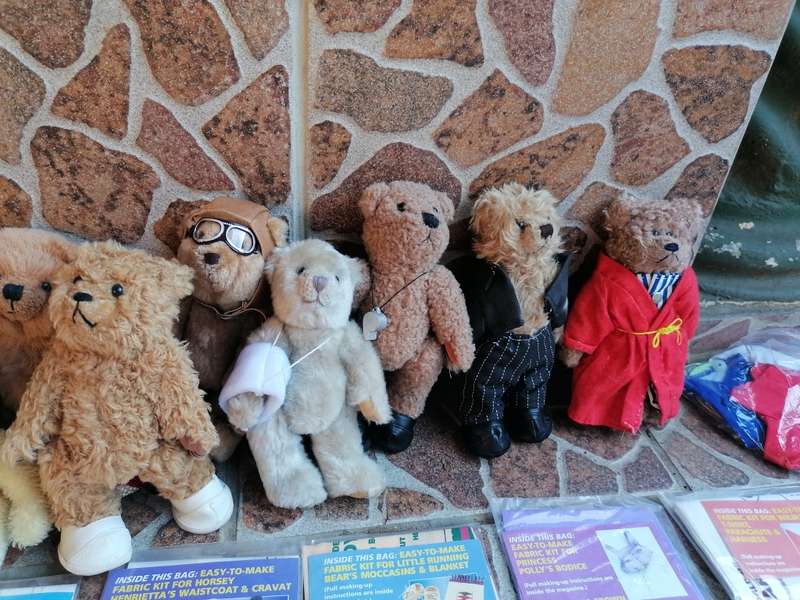 Massive bear collection with lot of accories and patterns.