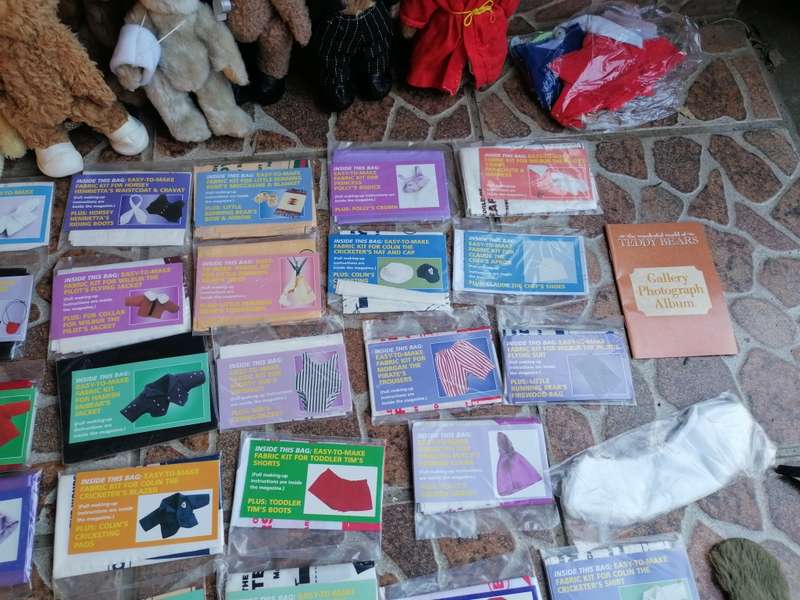 Massive bear collection with lot of accories and patterns.