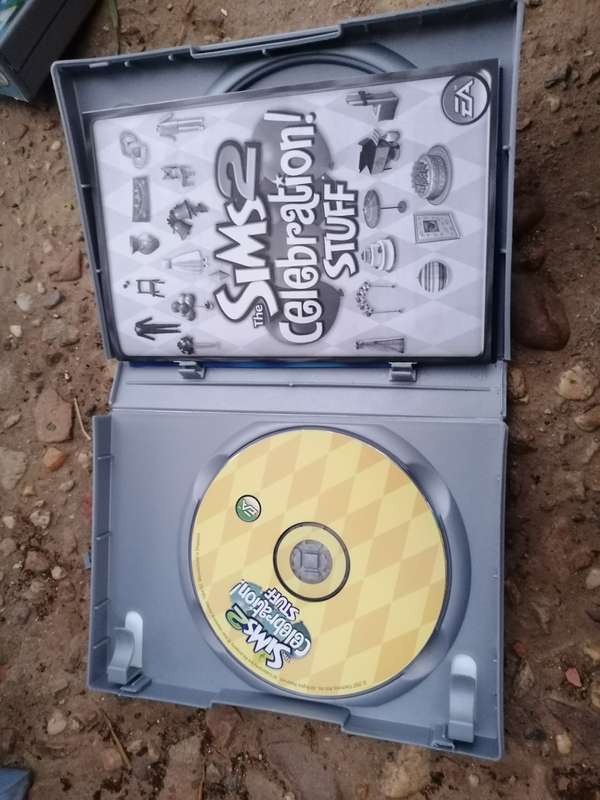 The sims 2 celebration stuff expansion pack