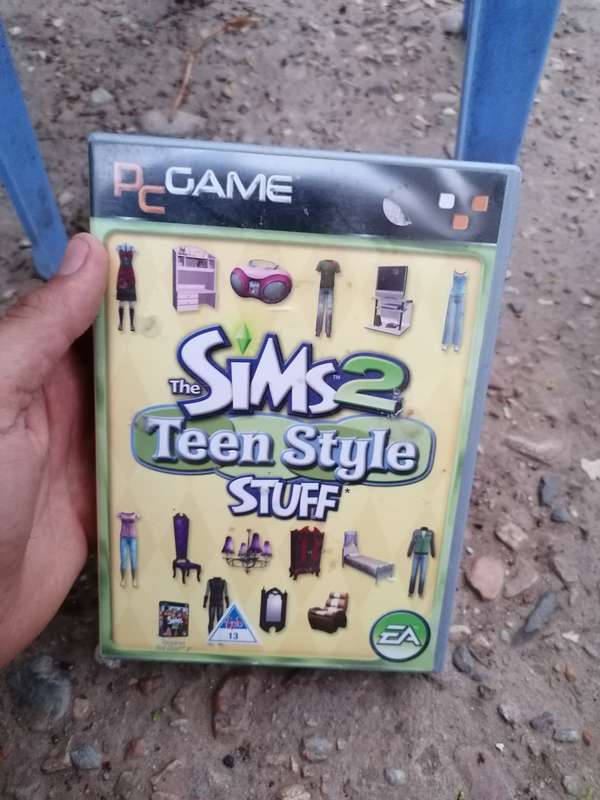 The sims 2 teen style expansion pack