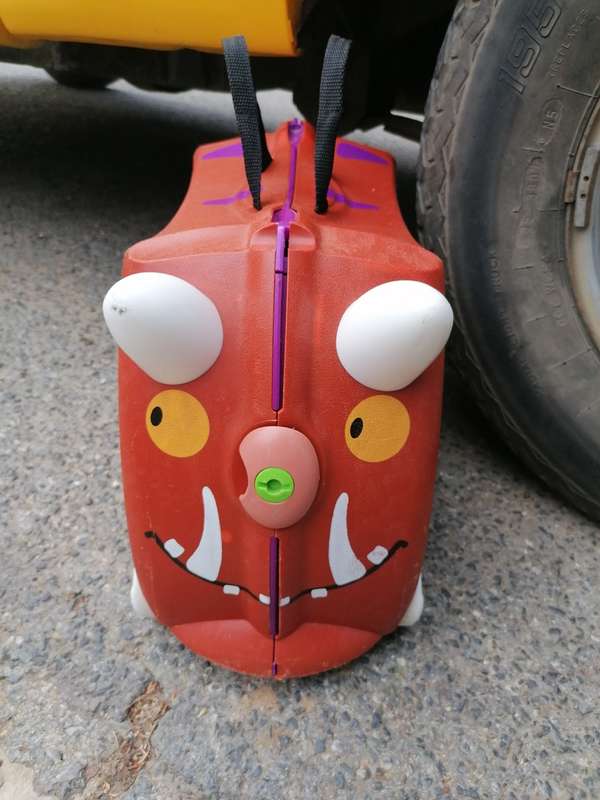 trunki suitcase gruffalo 2009 ride on
