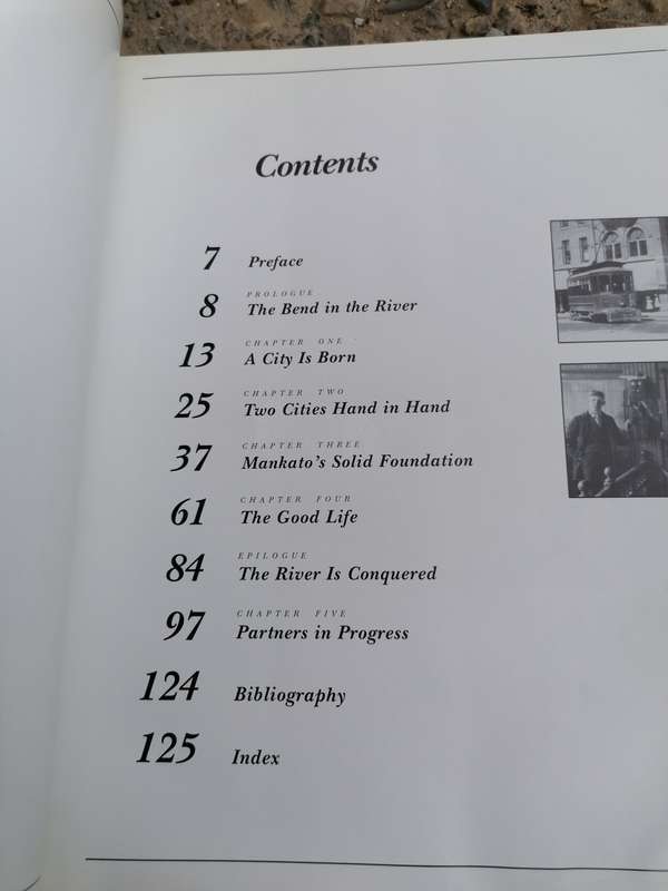 AT THE BEND IN THE RIVER: AN ILLUSTRATED HISTORY OF MANKATO AND NORTH MANKATO