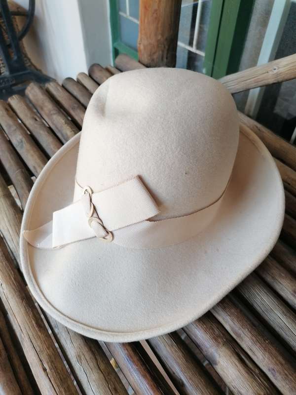 Vintage ladies hat
