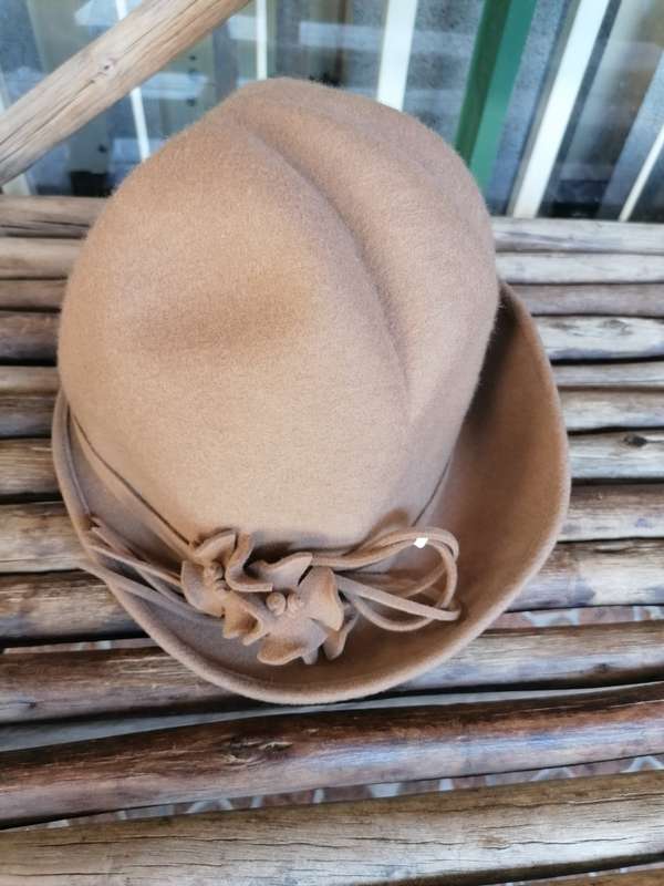 Vintage ladies hat