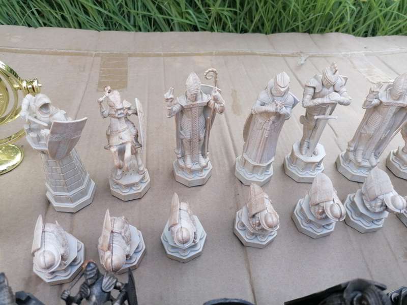 Rare find a Harry pottery chess set